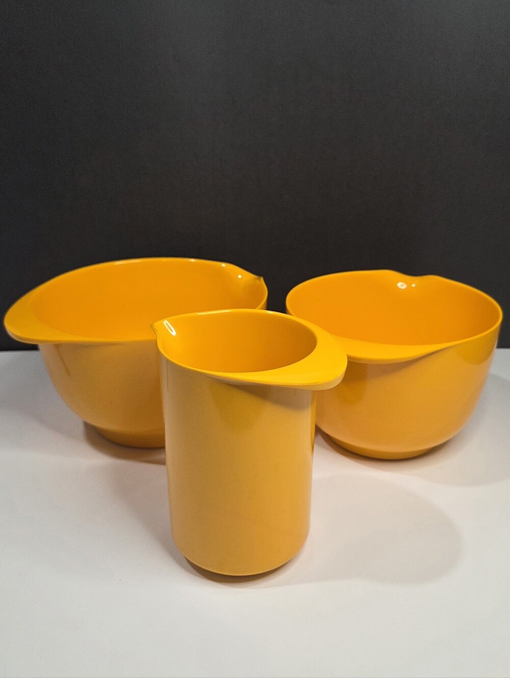 Rosti Denmark Melamine 3pc Set Marigold Yellow Mixing Bowls & Pitcher MCM